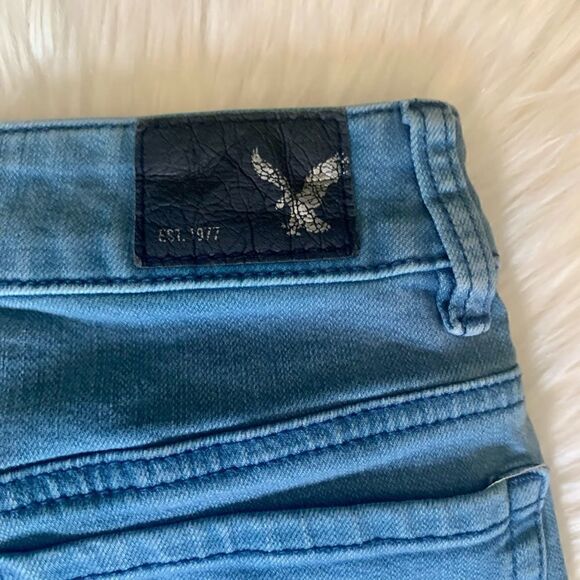 American Eagle Hi-Rise Shortie Denim Shorts Size 00 - Picture 4 of 6